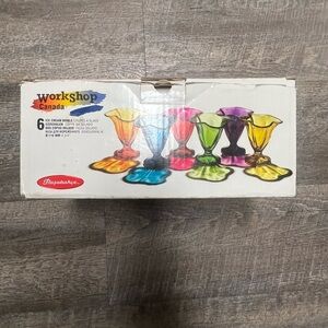 Set of 6 vintage Posabahce workshop Canada Ice cream bowls. New